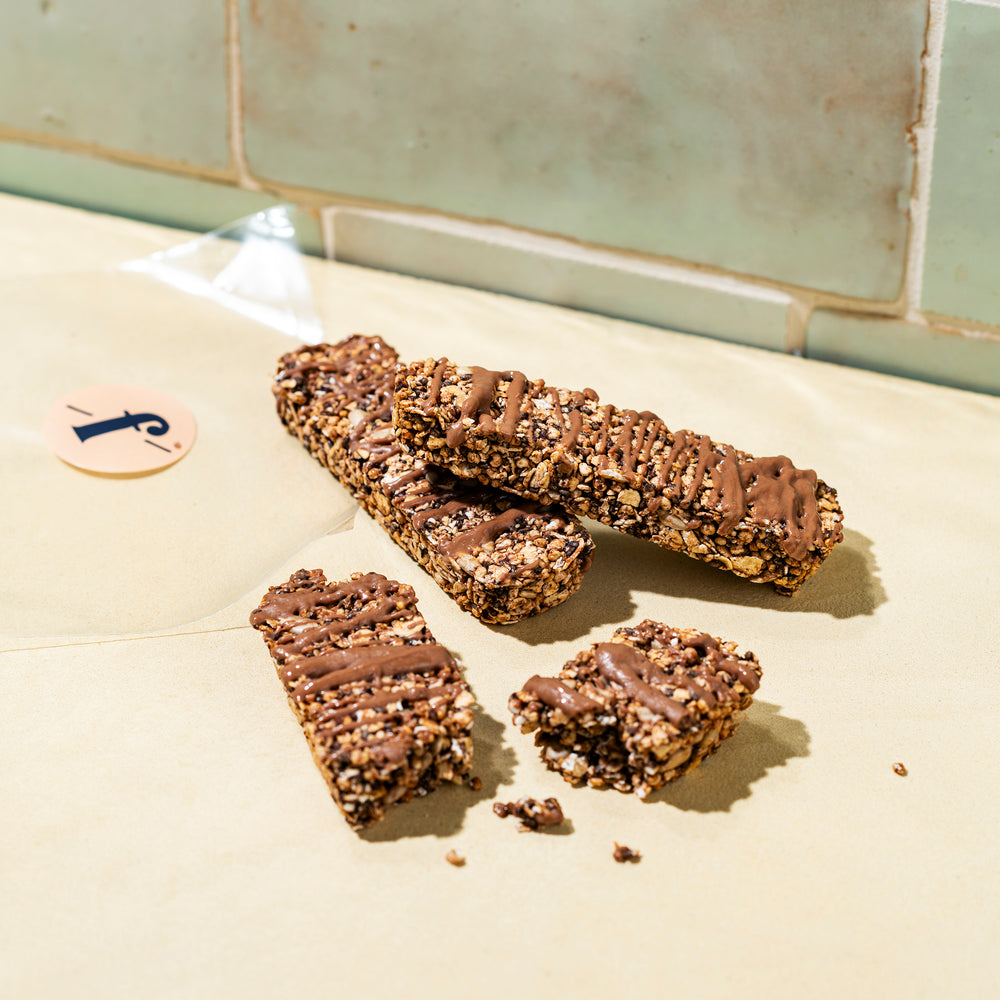 Crunchy granola bars chocolade
