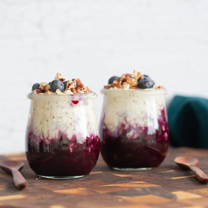 Overnight oats chia jam & nuts